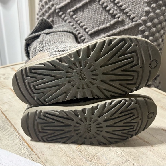 ❤️UGG Classic Shearling Candy SweaterBoots-Sz 6 - Picture 4 of 6